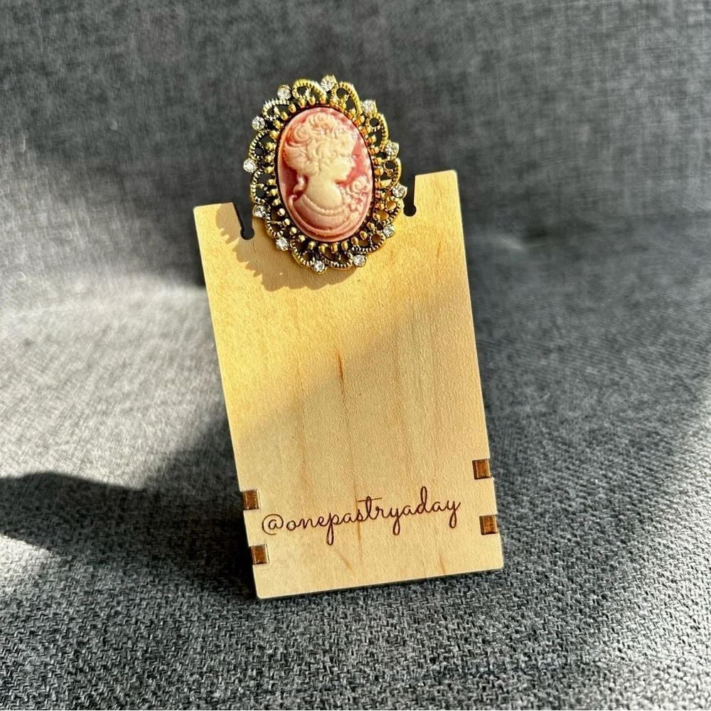 Sparkly Cameo Brooch Pin, Rhinestone Filigree Edging Detail, Red, Pink, Gold